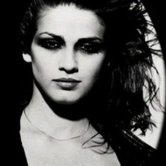 Vintage, Retro, modern clothing and accessories, books are coming soon! - Picture 6 of 8